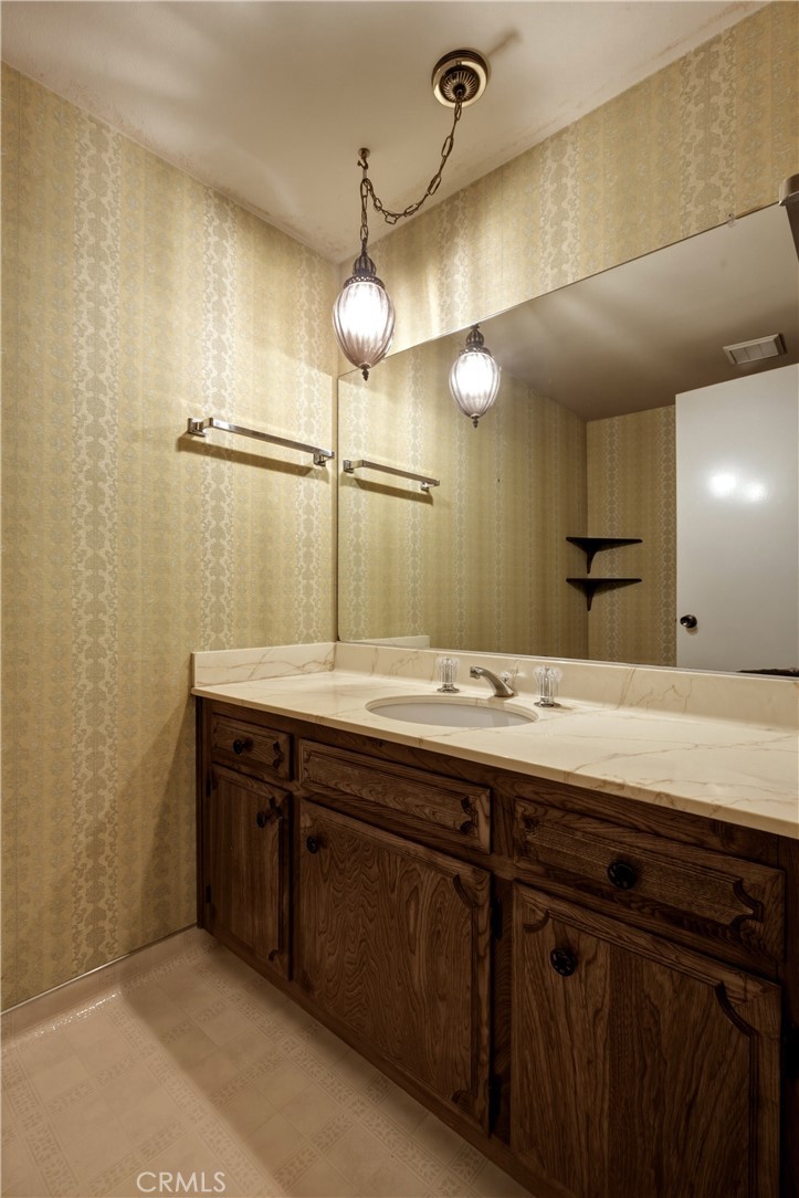 1716 Greenbriar Road Glendale, CA 91207 - Photo 18 of 31