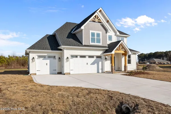 $474,900 | 108 Sunny Acres, Clinton, NC 28328