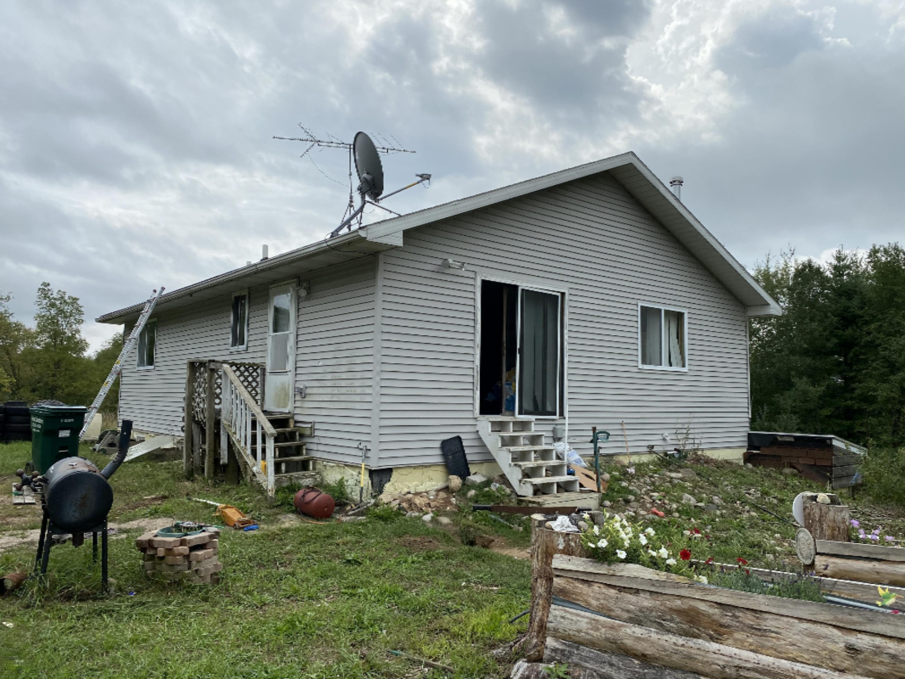 3255 11 Mile Road Remus, MI 49340 - Photo 16 of 44 9EECBC9E-6A83-4EFE-872A-3ED461228F08