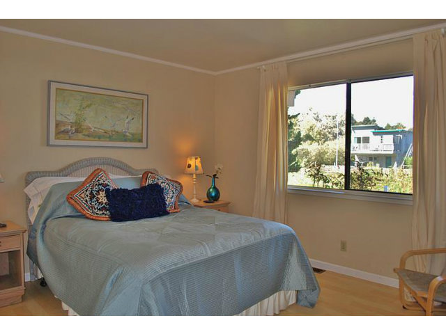 104 Stephen Road Aptos, CA 95003 - Photo 3 of 12 Gallery Image 3