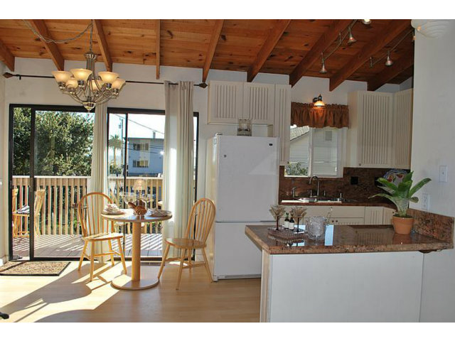 104 Stephen Road Aptos, CA 95003 - Photo 5 of 12 Gallery Image 5