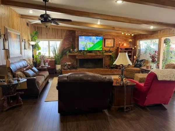 $419,990 | 1015 Walnut Street, Idalou, TX 79329