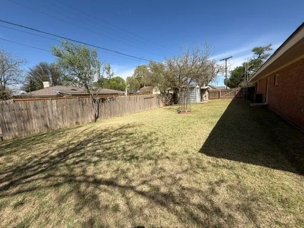 $419,990 | 1015 Walnut Street, Idalou, TX 79329