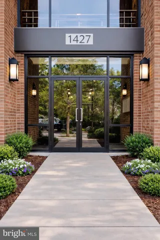 $324,900 | 1427 Northgate Square, Unit 27/22B, Reston, VA 20190