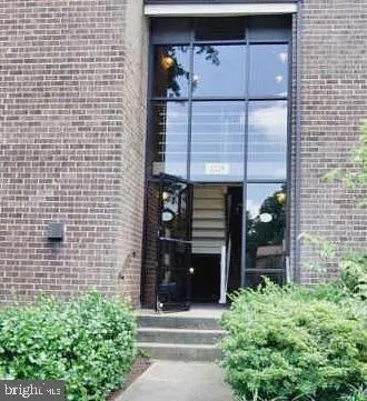 $324,900 | 1427 Northgate Square, Unit 27/22B, Reston, VA 20190