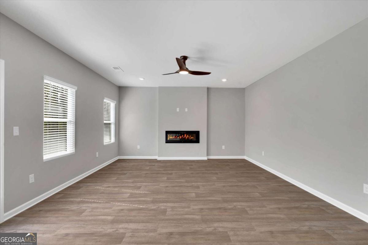 420 River Walk Covington, GA 30014 - Photo 3 of 18