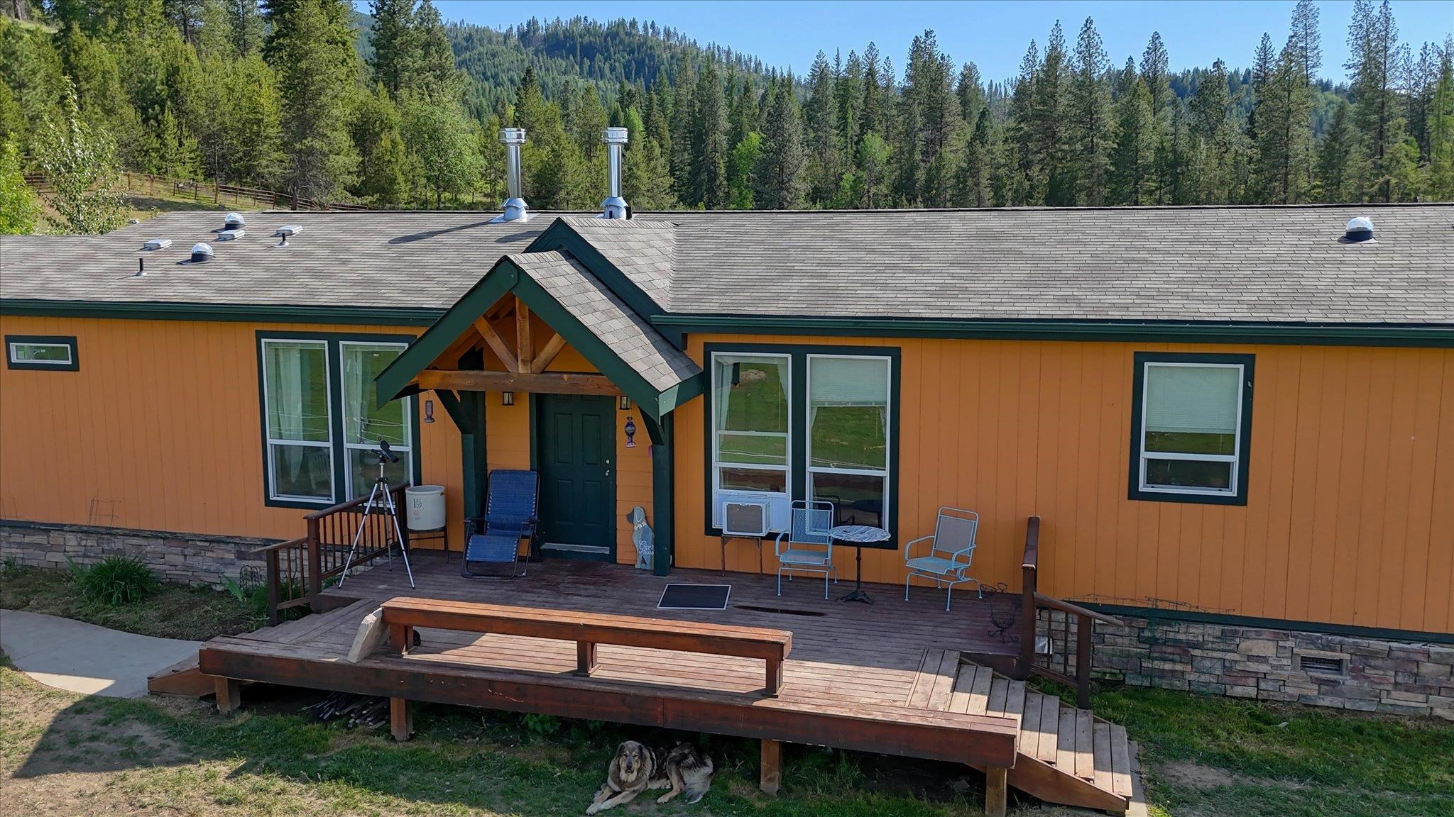 27120 East Blanchard Road Newport, WA 99156 - Photo 9 of 50