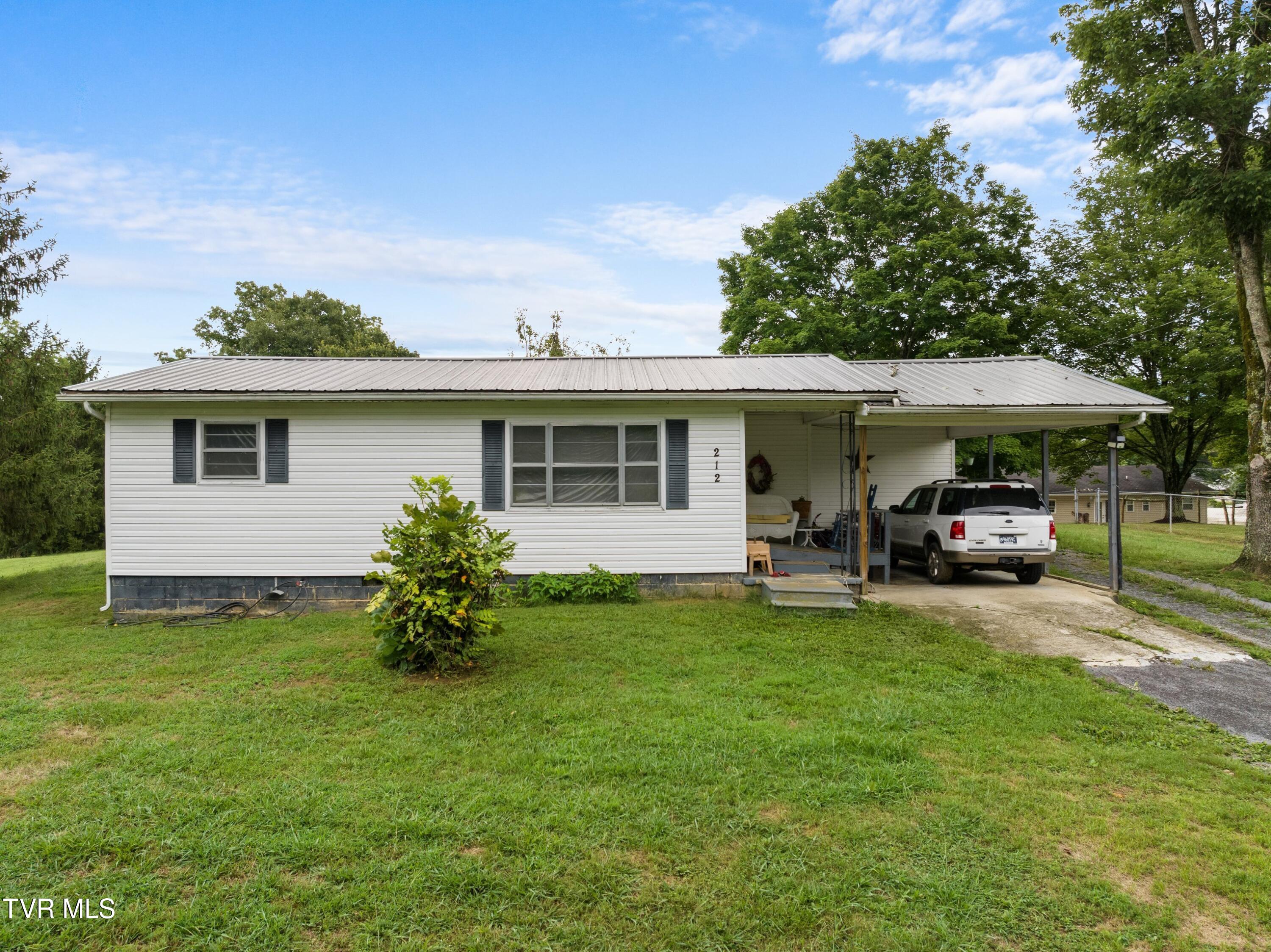 212 Trout Road Bean Station, TN 37708 - Photo 1 of 17 A.jpg-SMALL