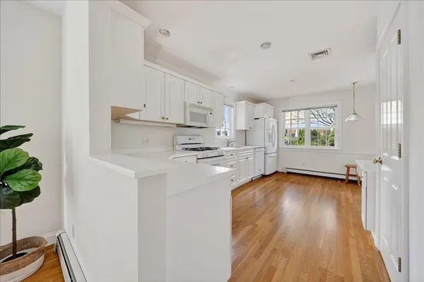 $929,000 | 14 Whiting Lane, Unit 14, Hingham, MA 02043