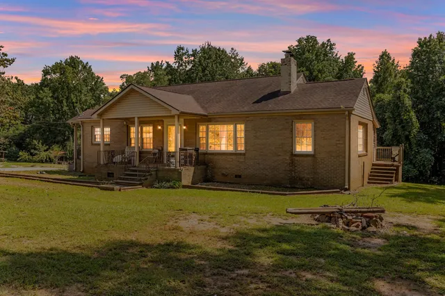 $199,000 | 350 Old Pacolet Road, Cowpens, SC 29330