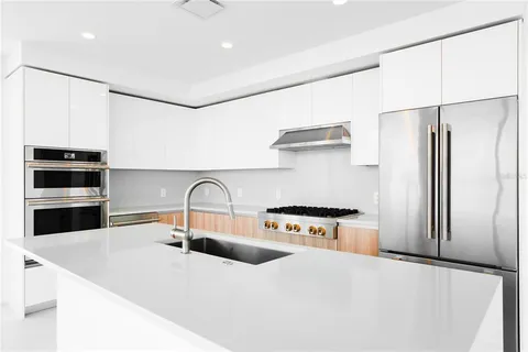 $3,475,000 | 400 Central Avenue, Unit 3107, St. Petersburg, FL 33701