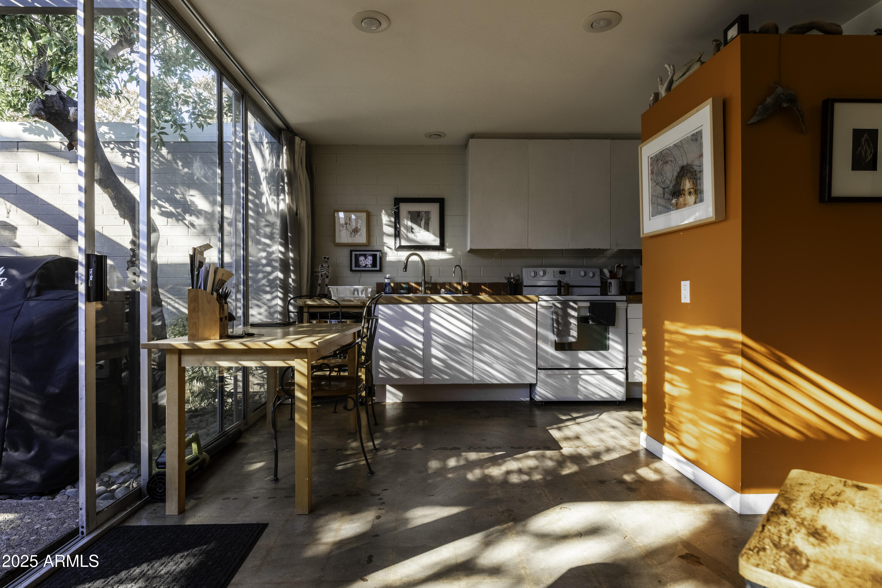 4225 North 36th Street, Unit 34 Phoenix, AZ 85018 - Photo 2 of 33 36thSt-1