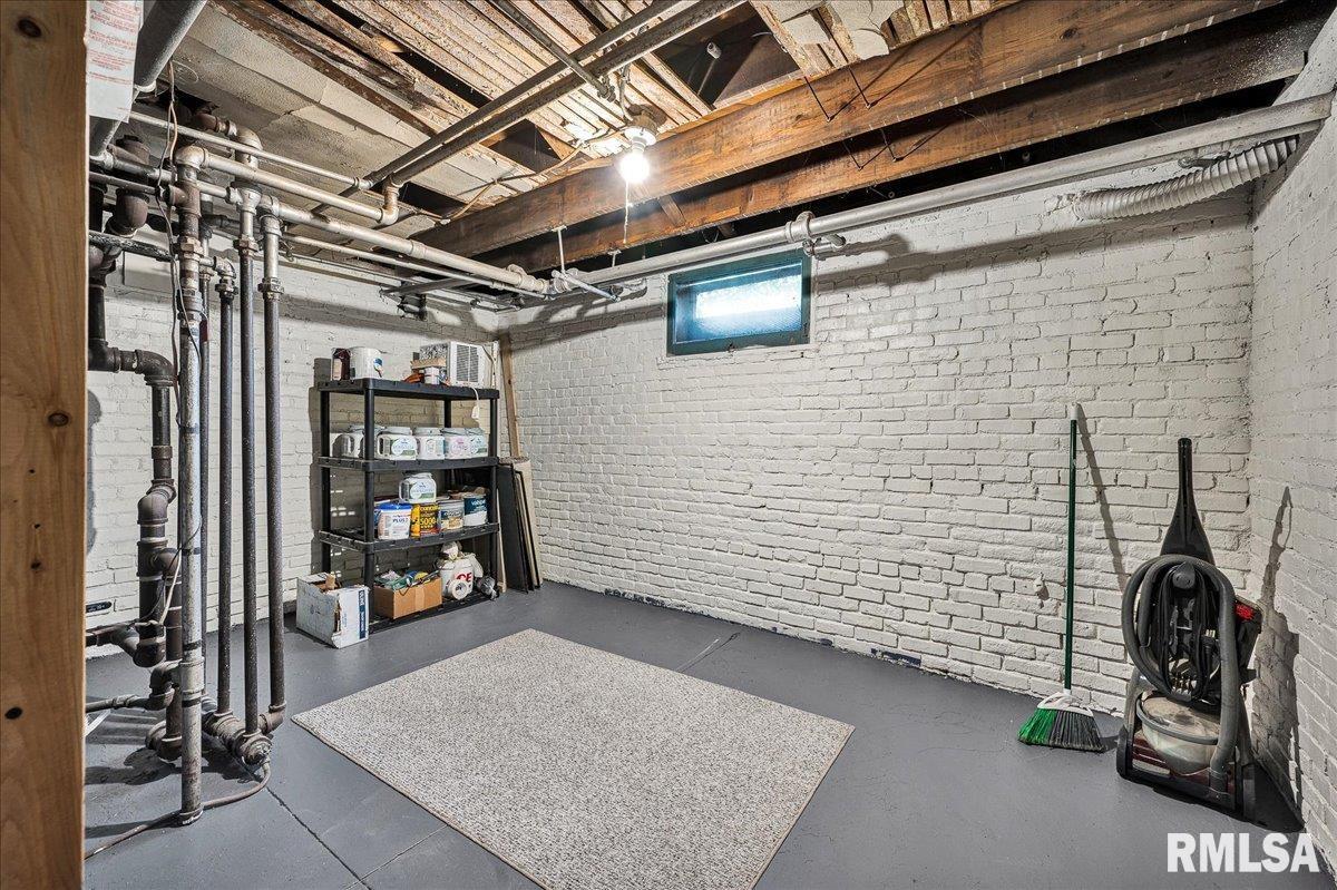 909 Washington Street Pekin, IL 61554 - Photo 30 of 47