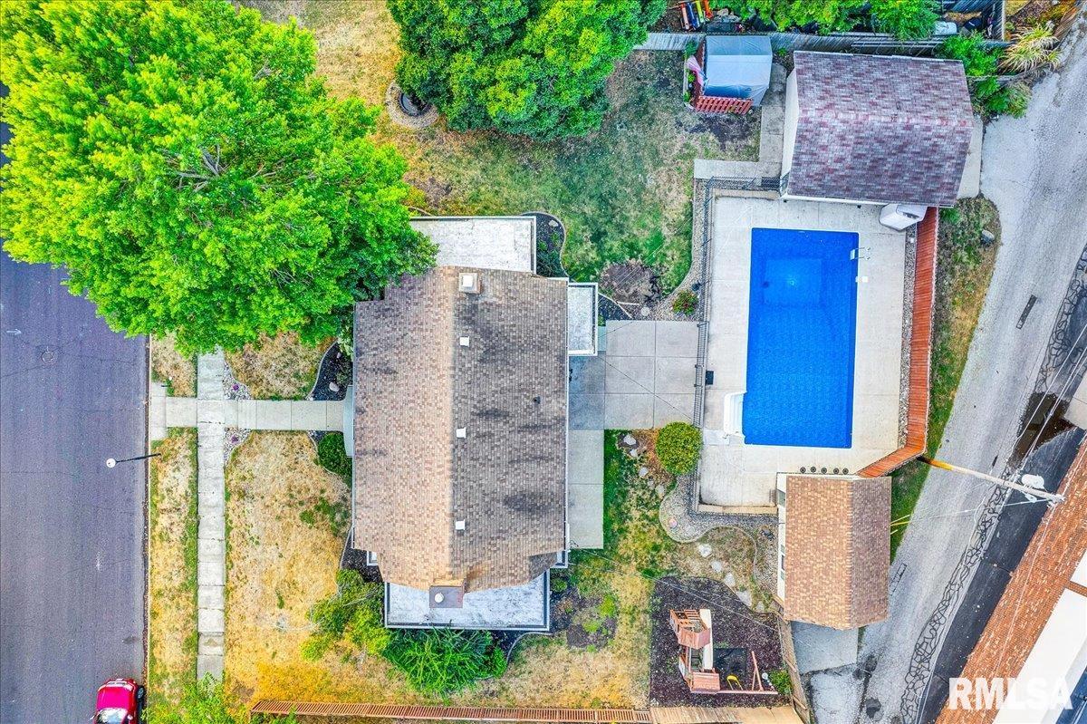 909 Washington Street Pekin, IL 61554 - Photo 38 of 47