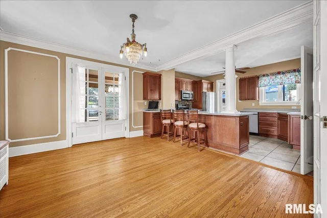 $299,900 | 909 Washington Street, Pekin, IL 61554