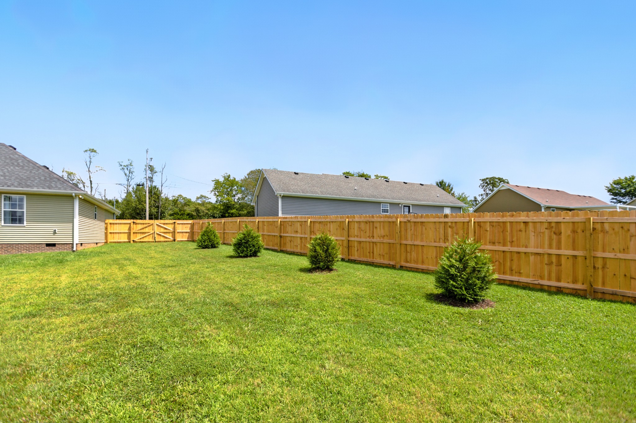 6411 Spring Creek Road Tullahoma, TN 37388 - Photo 50 of 57 a view of a house with backyard