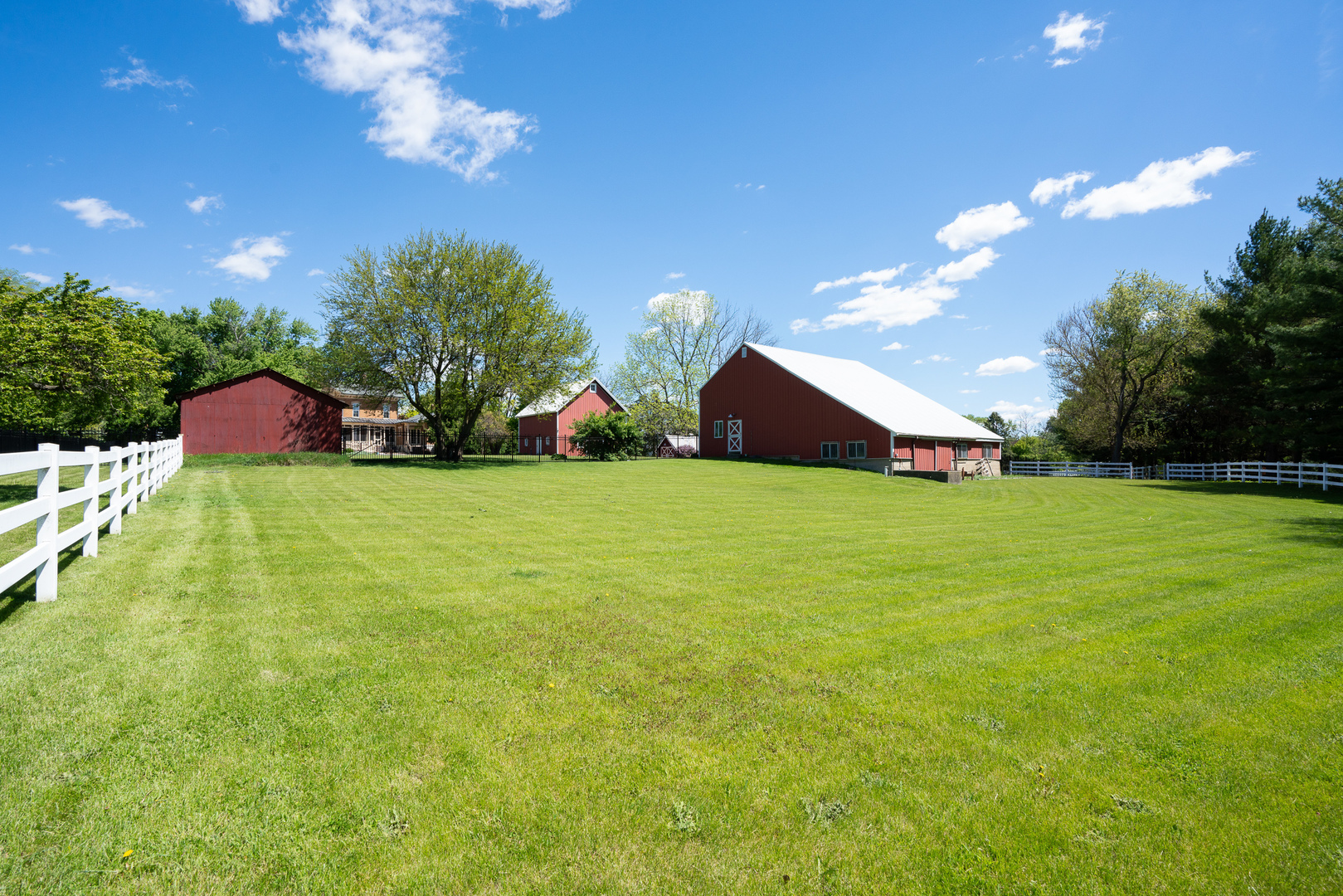 1542 Plainfield Road Oswego, IL 60543 - Photo 50 of 64