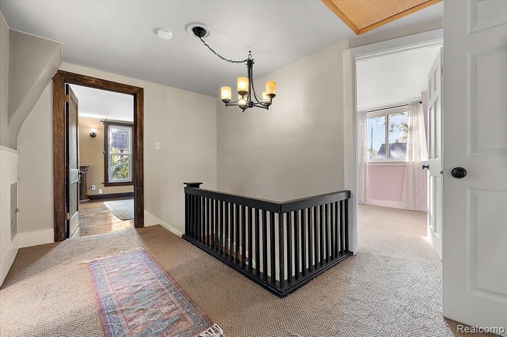 5815 Chicago Road Warren, MI 48092 - Photo 28 of 47