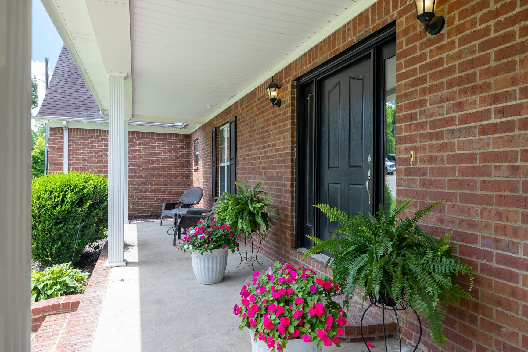 1353 Baskins Road Burlison, TN 38015 - Photo 4 of 40
