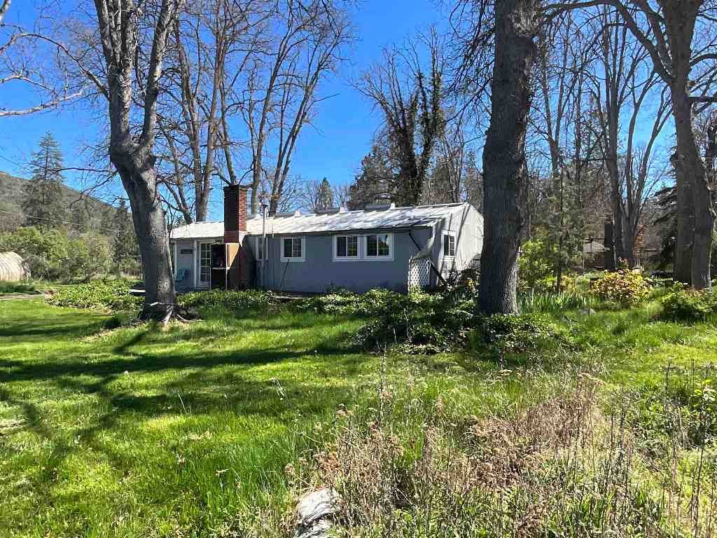 404 Dewitt Park Road Yreka, CA 96097 - Photo 36 of 37 Gallery Image 36