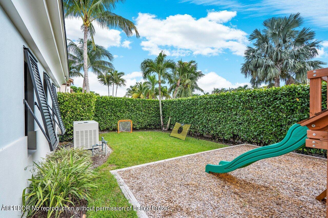 235 Edmor Road West Palm Beach, FL 33405 - Photo 46 of 54 47. Front yard