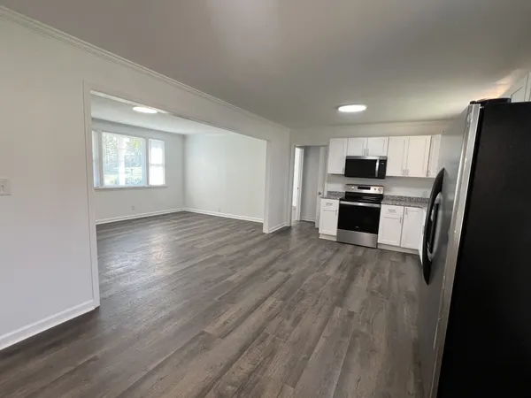 $250,000 | 217 Wyly Street, New Johnsonville, TN 37134