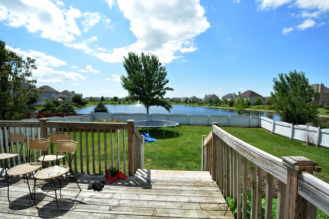 1709 Cascade Ridge Drive Plainfield, IL 60586 - Photo 3 of 21 Gallery Image 3