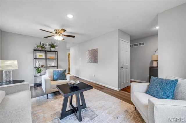 $220,000 | 2620 Lindsay Lane, Florissant, MO 63031