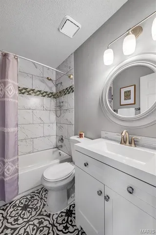 $220,000 | 2620 Lindsay Lane, Florissant, MO 63031