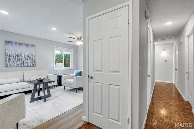 $220,000 | 2620 Lindsay Lane, Florissant, MO 63031