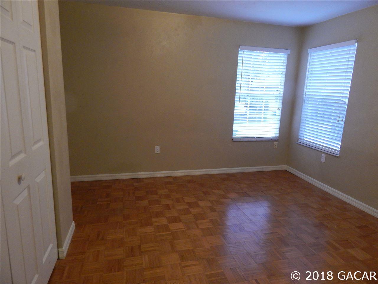 9759 Southwest 52nd Road Gainesville, FL 32608 - Photo 7 of 20 Gallery Image 7