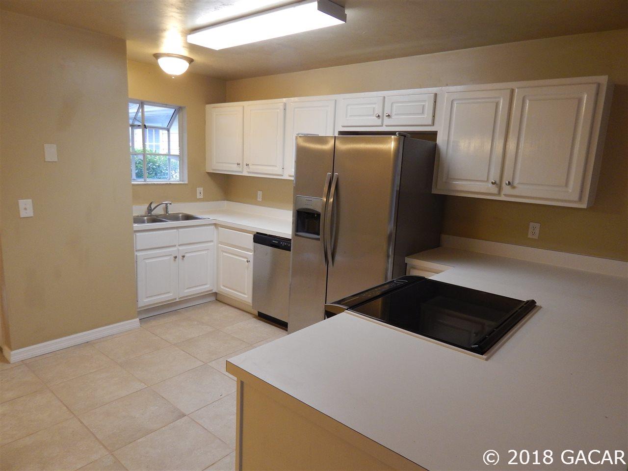 9759 Southwest 52nd Road Gainesville, FL 32608 - Photo 10 of 20 Gallery Image 10