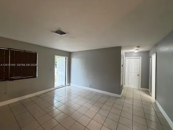 $2,050 | 5411 Northwest 22nd Street, Unit 5411, Lauderhill, FL 33313