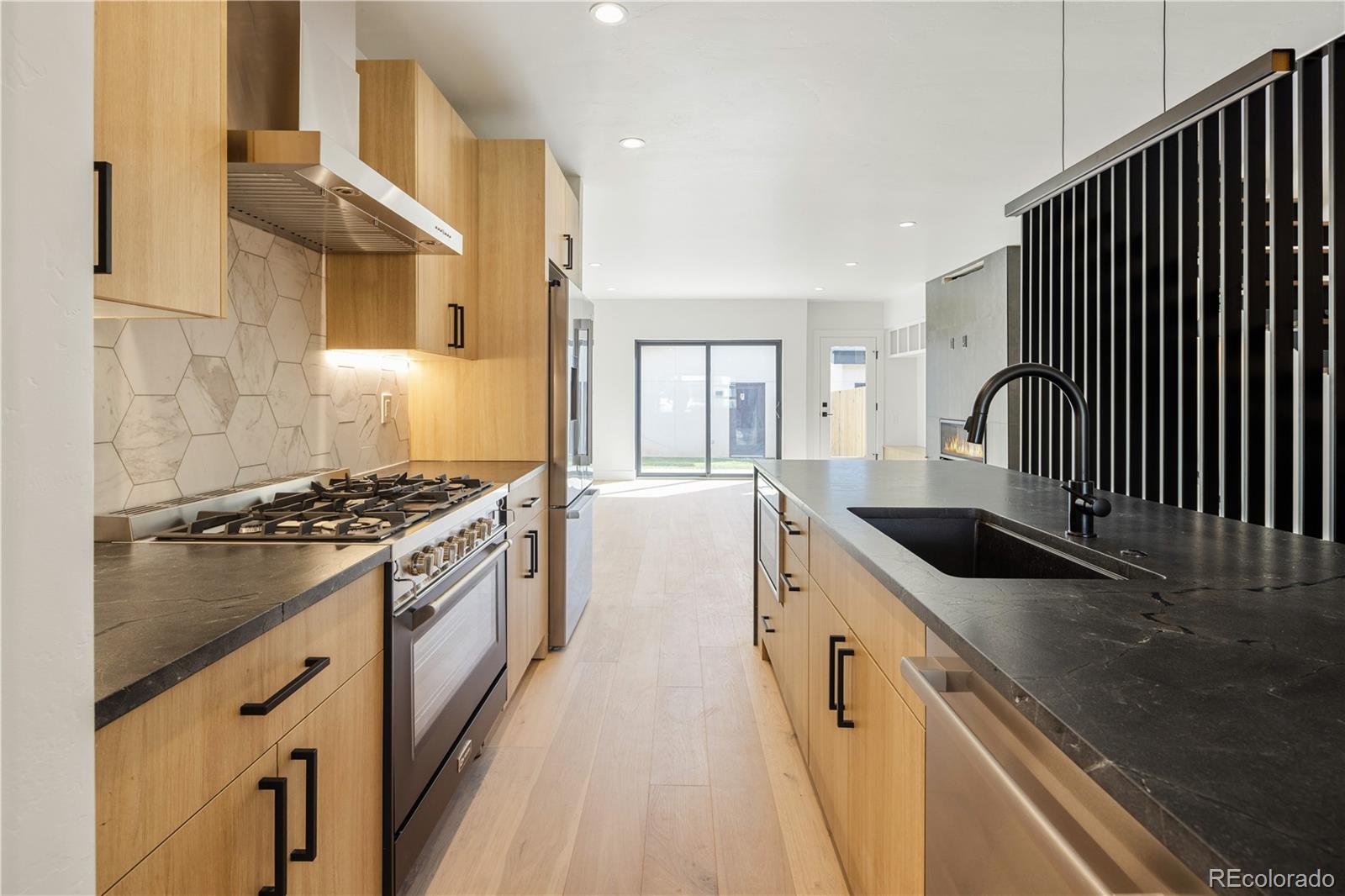 4032 Osage Street Denver, CO 80211 - Photo 7 of 50