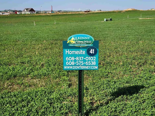 $139,000 | 1503 South Holiday Drive, Waunakee, WI 53597