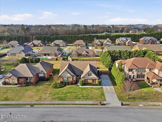 $720,000 | 1179 Linford Circle, Alcoa, TN 37701
