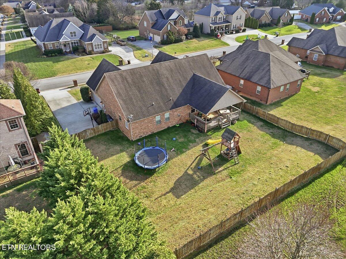 1179 Linford Circle Alcoa, TN 37701 - Photo 18 of 51 18-017_DJI_20251203151144_0265_D
