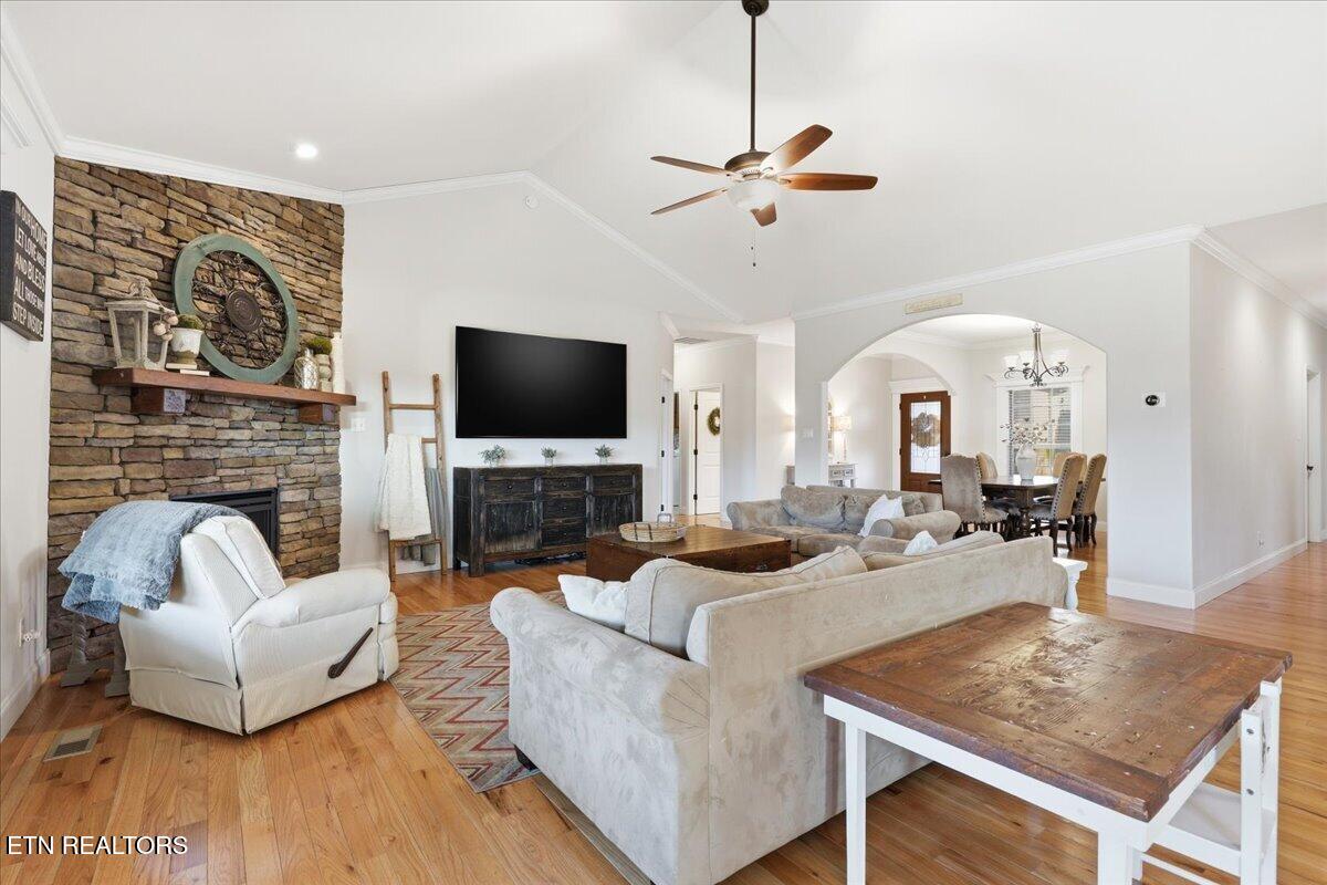 1179 Linford Circle Alcoa, TN 37701 - Photo 22 of 51 22-021_7K9A0528