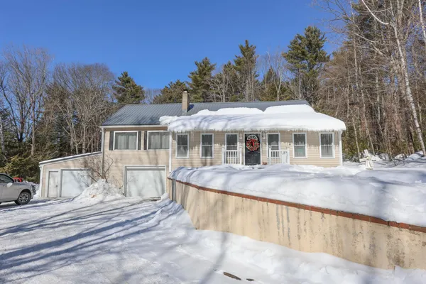 $525,000 | 22 Abijah Bridge Road, Weare, NH 03281