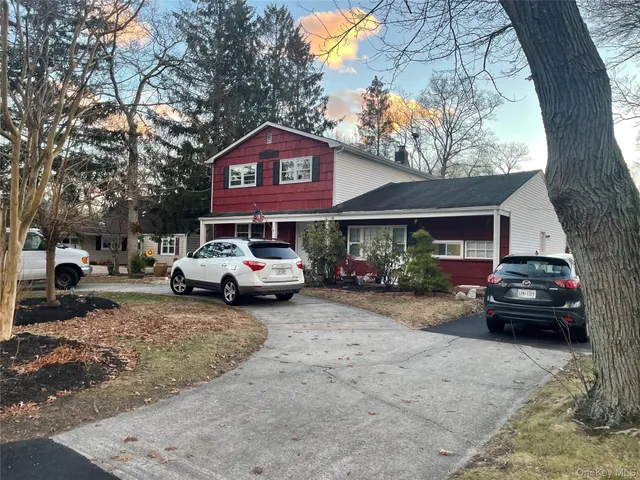 $4,000 | 57 Bayonne Avenue, Central Islip, NY 11722