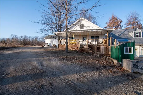 $750,000 | 45312 Highway K Highway, Richmond, MO 64085