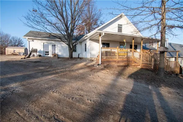 $750,000 | 45312 Highway K Highway, Richmond, MO 64085