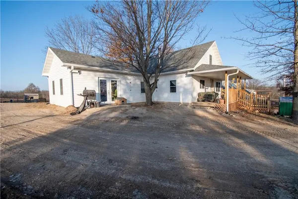 $750,000 | 45312 Highway K Highway, Richmond, MO 64085