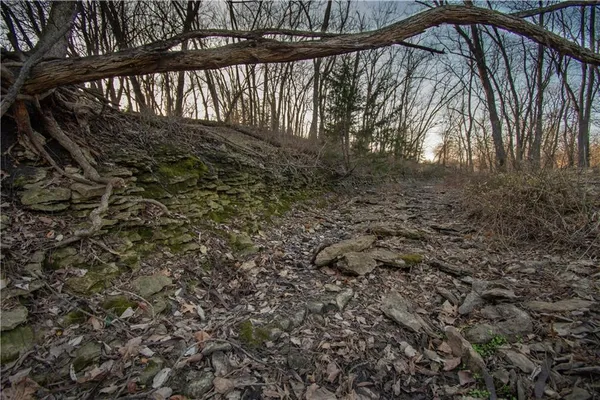 $750,000 | 45312 Highway K Highway, Richmond, MO 64085