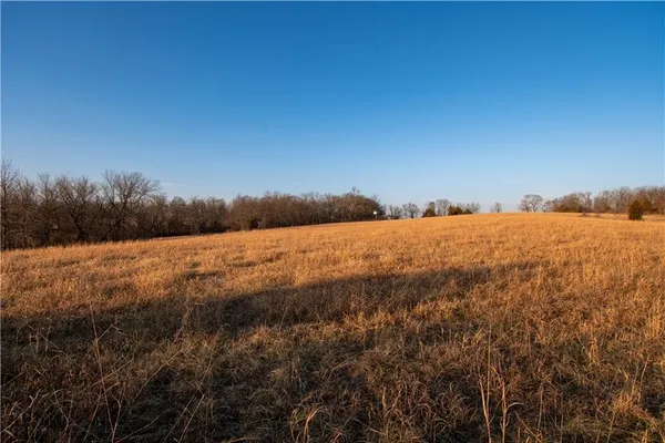 $750,000 | 45312 Highway K Highway, Richmond, MO 64085