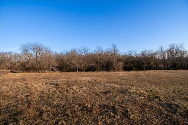 $750,000 | 45312 Highway K Highway, Richmond, MO 64085