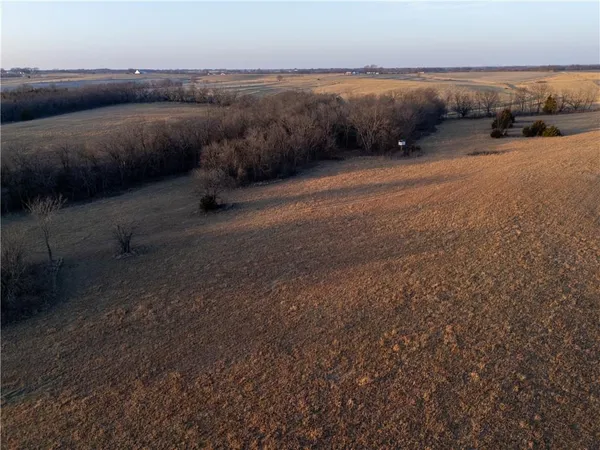 $750,000 | 45312 Highway K Highway, Richmond, MO 64085