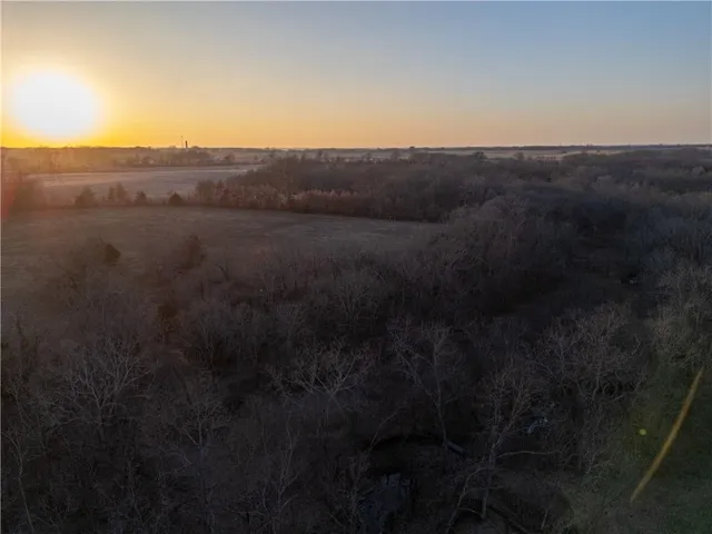 $750,000 | 45312 Highway K Highway, Richmond, MO 64085