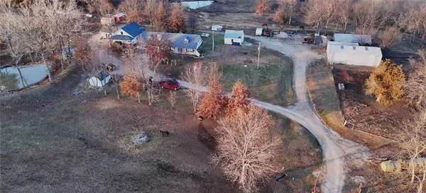 $750,000 | 45312 Highway K Highway, Richmond, MO 64085