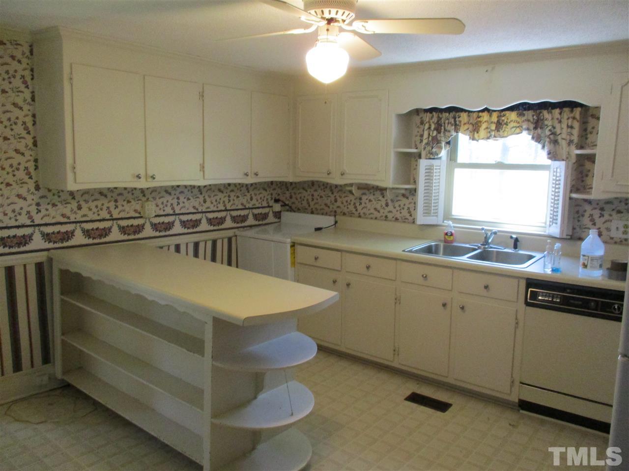 4570 Rains Crossroads Road Princeton, NC 27569 - Photo 12 of 22 Gallery Image 12